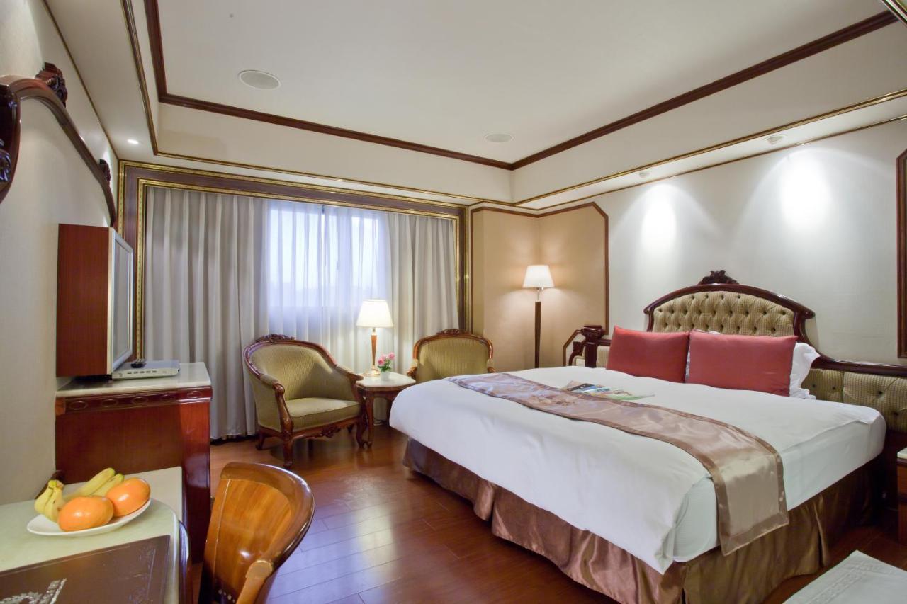 Charming City Songshan Hotel Tajpej Buitenkant foto